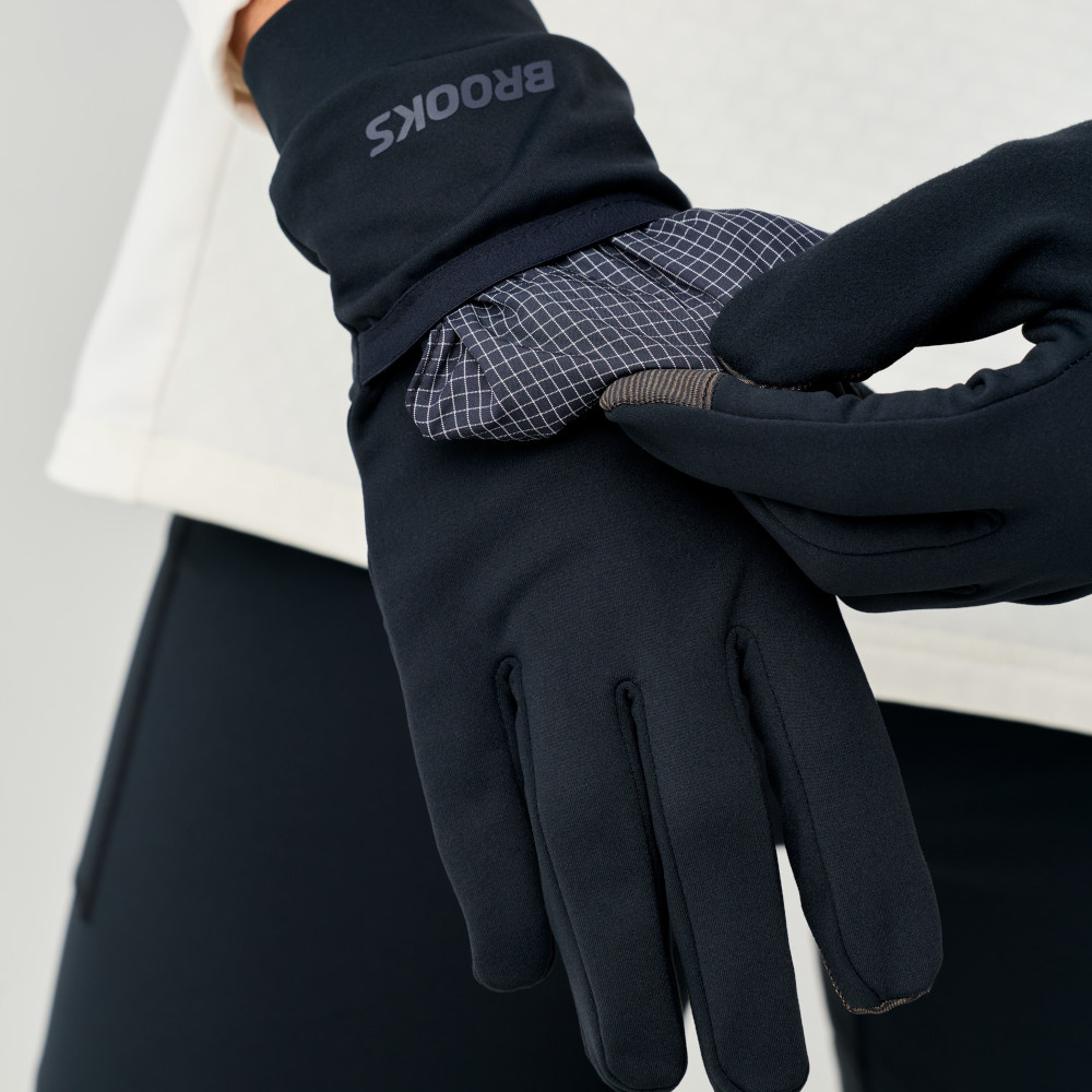 Momentum Thermal Hybrid Glove - Black