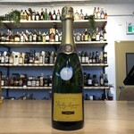 Bailly Lapierre Bailly Lapierre, Crémant de Bourgogne Reserve Brut 750ml 12.0%