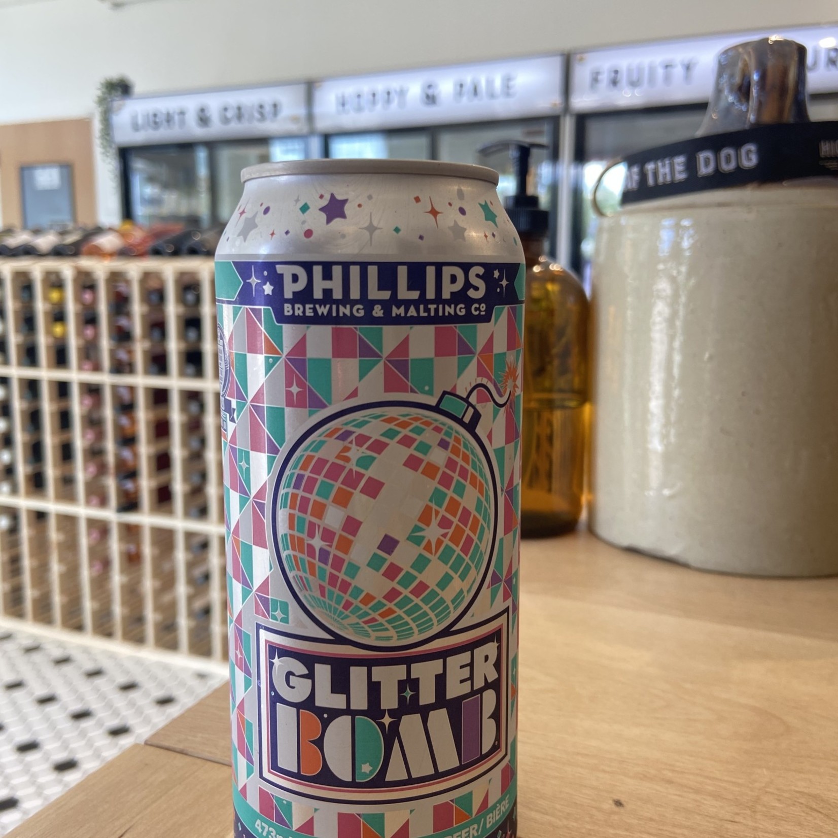 Phillips Brewing Co. 'Glitter Bomb' Hazy Pale Ale, Phillips 473ml 5.0%