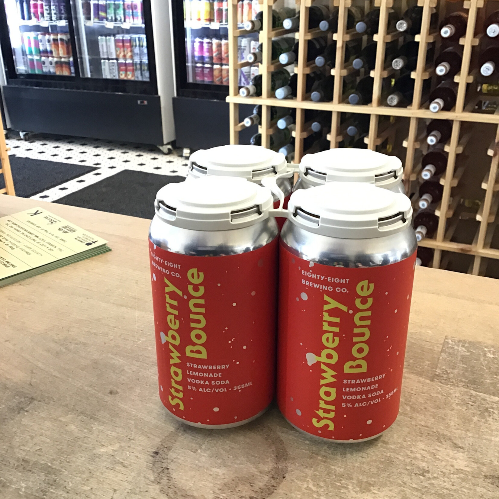 Eighty Eight 'Strawberry Bounce' Strawberry lemonade Vodka Soda, Eighty Eight Brewing and Confluence 4x355ml 5%