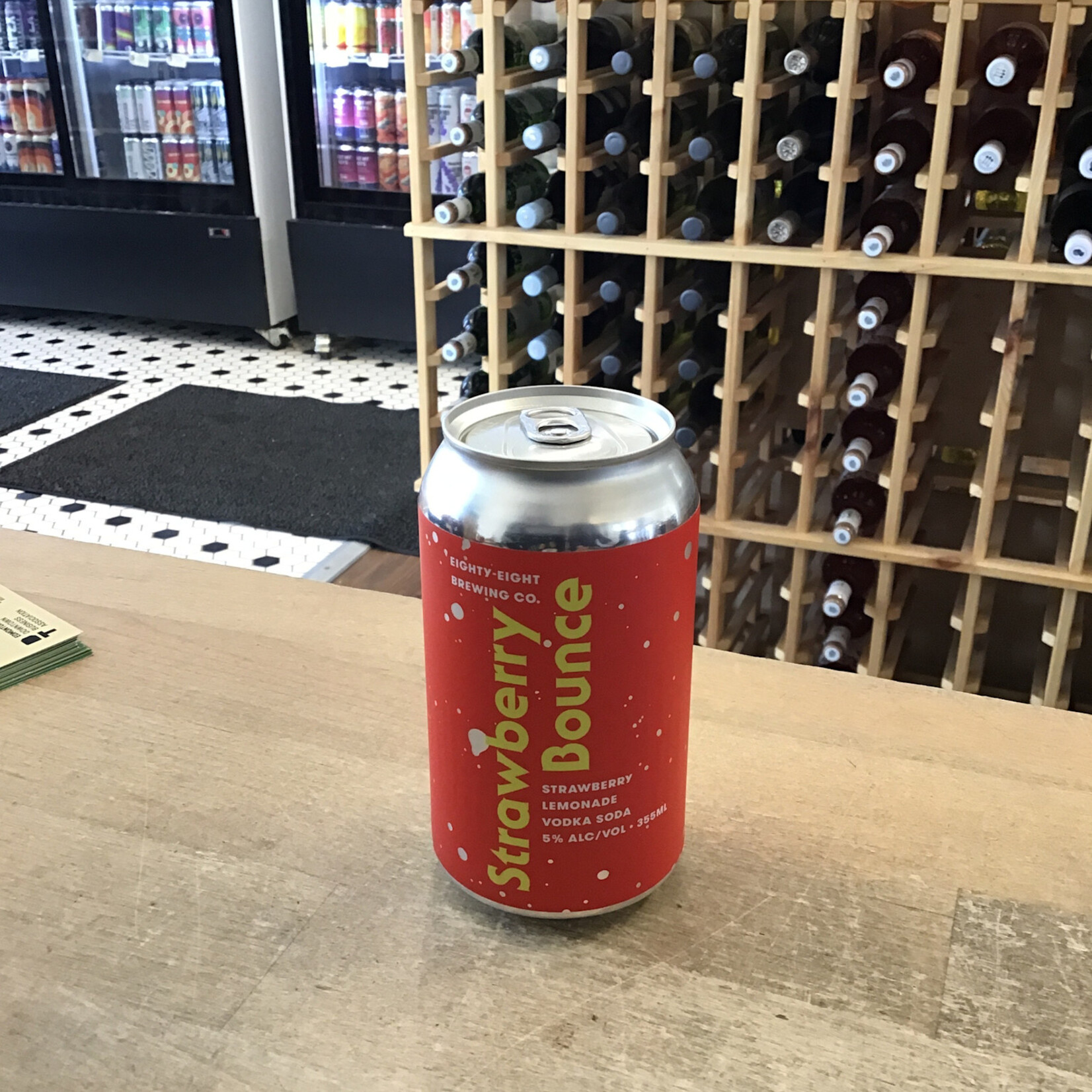 Eighty Eight 'Strawberry Bounce' Strawberry lemonade Vodka Soda, Eighty Eight Brewing and Confluence 355ml 5%
