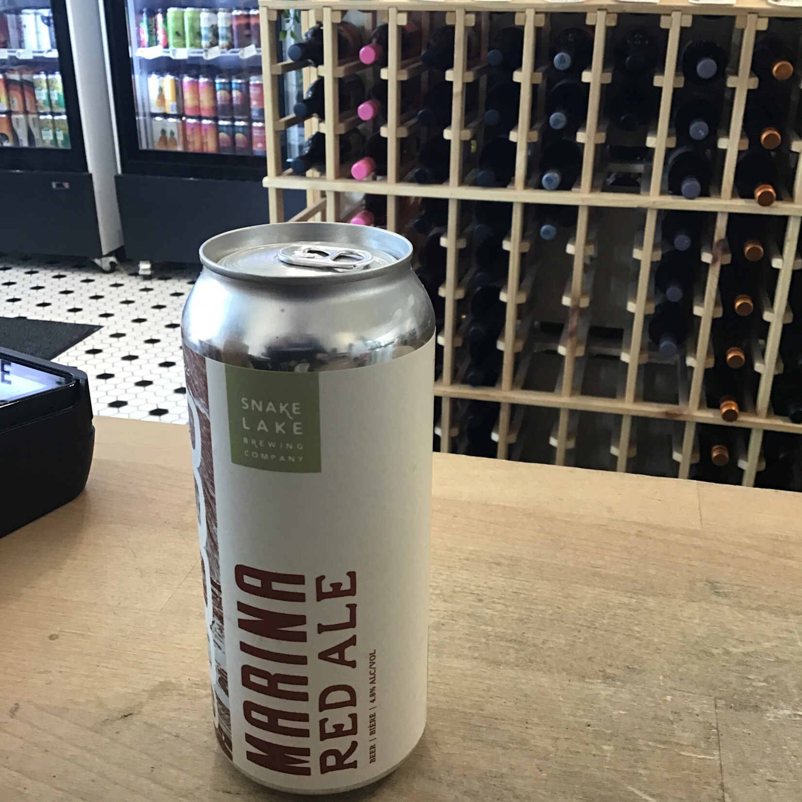 Snake Lake 'Marina' Red Ale, Snake Lake 473ml 4.8%