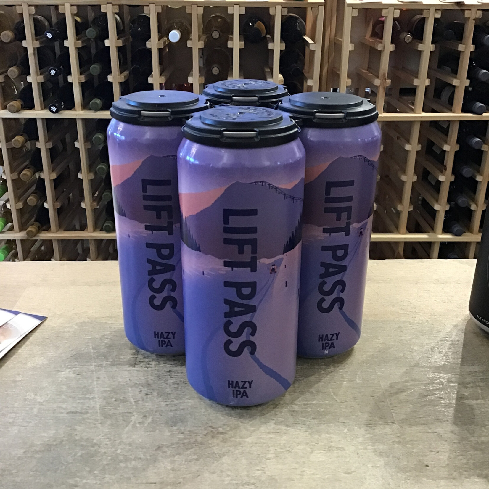 'Lift Pass' Hazy IPA, Born 4x473ml 6.0%