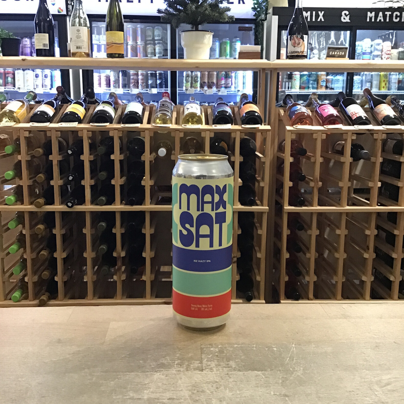 Cabin Brewing 'Max Saturation' New Zeland  Hazy IPA 568ml 8%