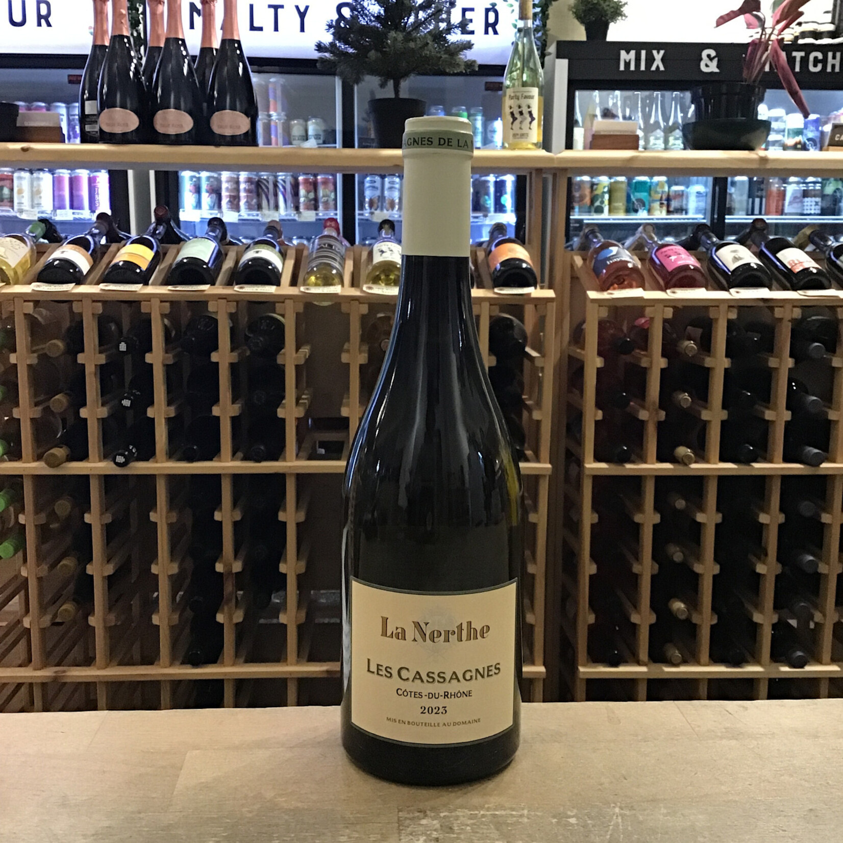 Chateau La Nerthe, Les Cassagnes Blanc 750ml 14.5%