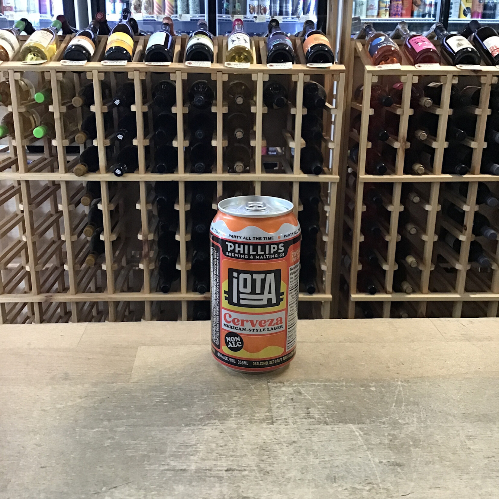 Phillips Brewing Co. De-Alcoholized Cerveza, Phillips Iota 355ml 0.5%