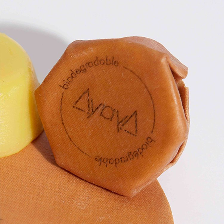 Aiyaayia Kulinda Faux-Leather Conditioner AIYAAYIA