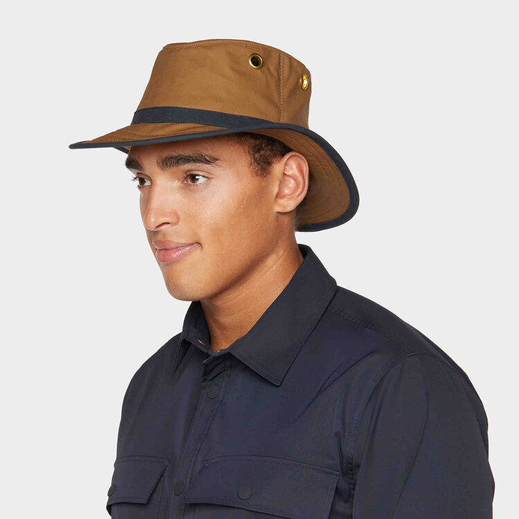 TWC7 waxxed cotton Outback Hat