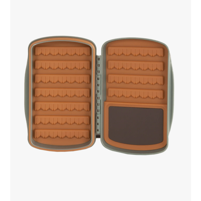 Fishpond Tacky Prescador Fly Box- MagPad- Small- Smoke
