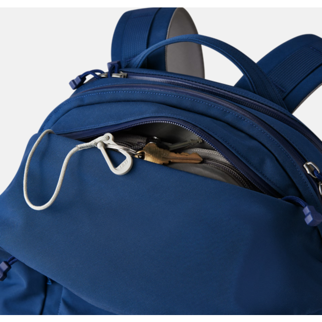 Yeti Crossroads Backpack 27L