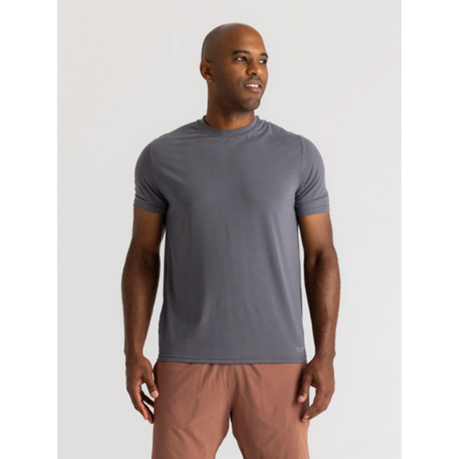Free Fly Men's Elevate Lightweight Tee