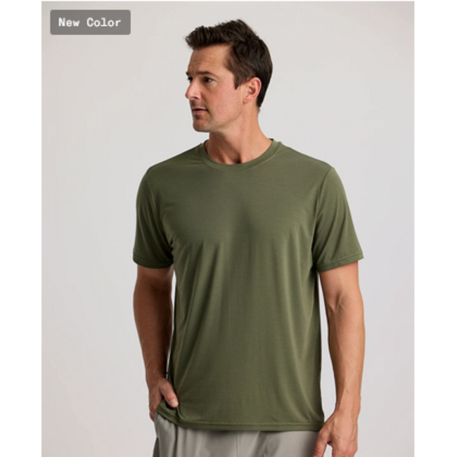 Free Fly Men's Elevate Lightweight Tee