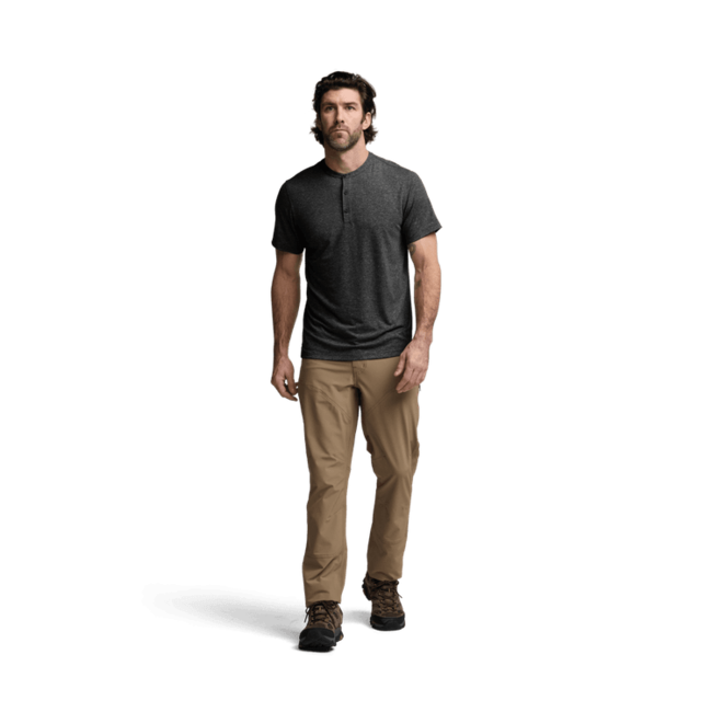 Sitka Essential SS Henley