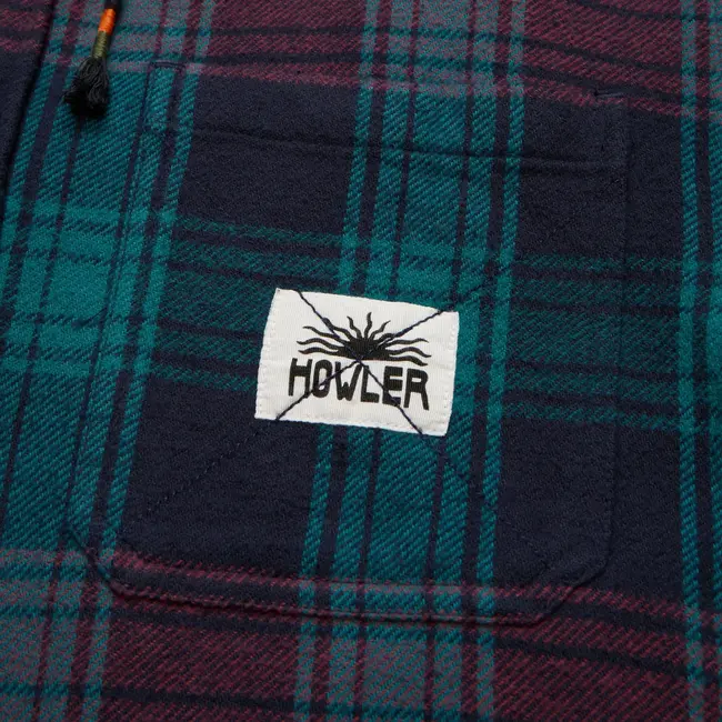 Howler Brothers Salvo Hooded Blanket Flannel - Mesa Plaid : Midnight