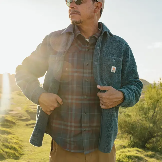 Howler Brothers Harker's Flannel - Kempton Plaid : Dark Slate