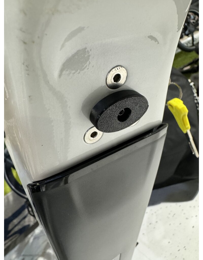 Aventon Aventon Level Battery Replacement Latch