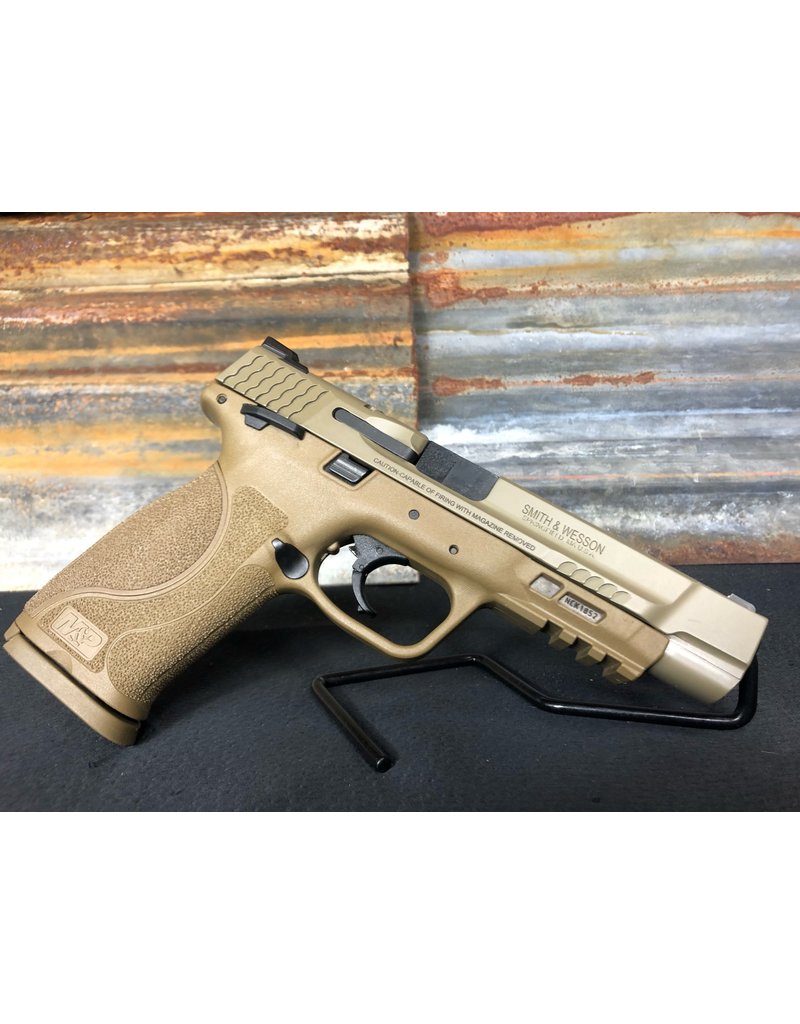 Smith & Wesson (Consignment) Smith & Wesson M&P 2.0 FDE, 5 inch barrel, 3 OEM Magazines