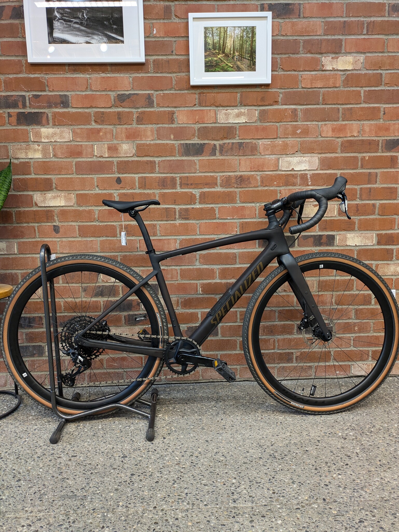 Diverge Custom Carbon Satin Orange 54