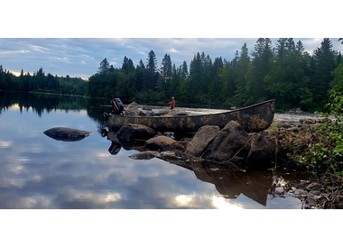 Canot chasse et pêche