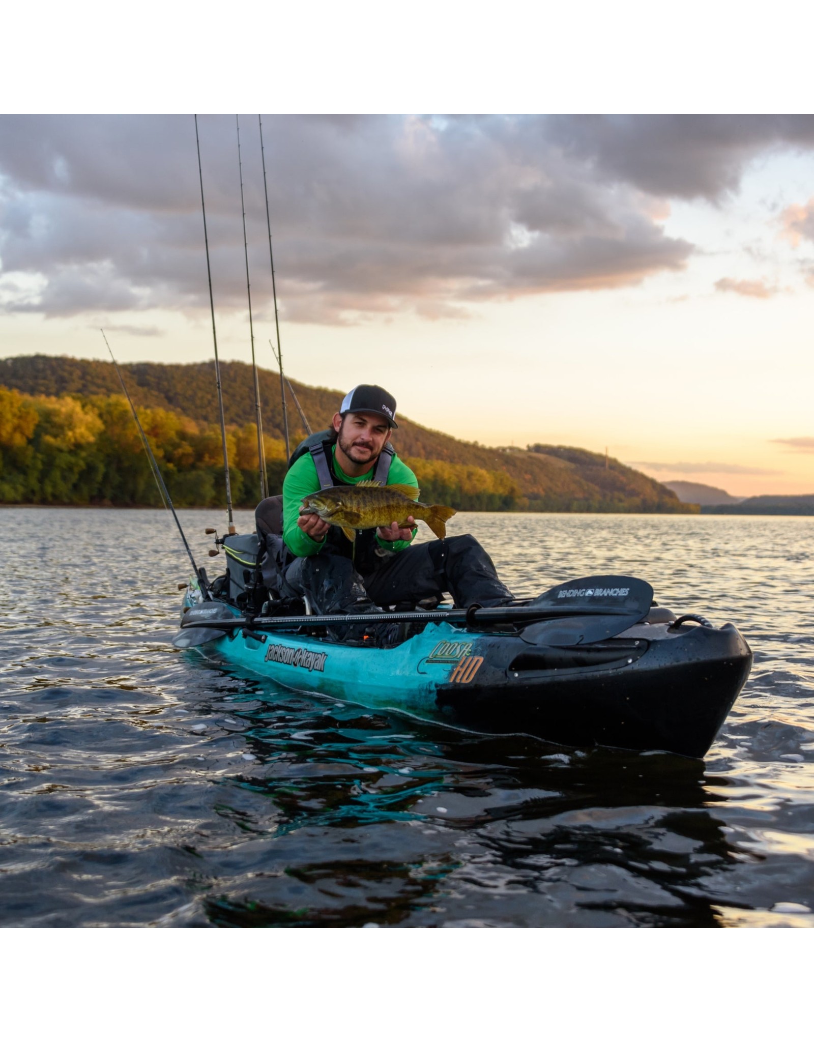 Bending Branches The best overall value in kayak fishing paddles, the Ace combines the weight savings of a carbon shaft with the most durable blades available.  Oversized carbon-reinforced nylon blades provide more power and efficiency for loaded down fishing kayaks 100%