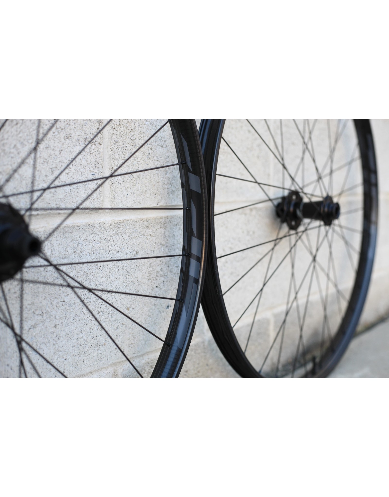 Zipp Zipp 3ZERO MOTO Wheelset - 29, Boost, 6-Bolt, XD, Slate/Stealth Decals