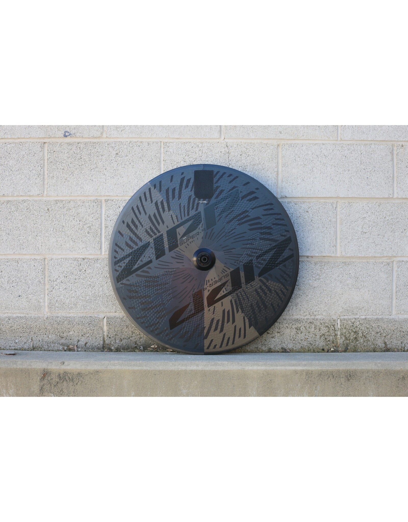 Zipp Zipp Super-9 Tubeless Disc-Brake Rear Disc Wheel, HG 11 (S-11), Centerlock, B1