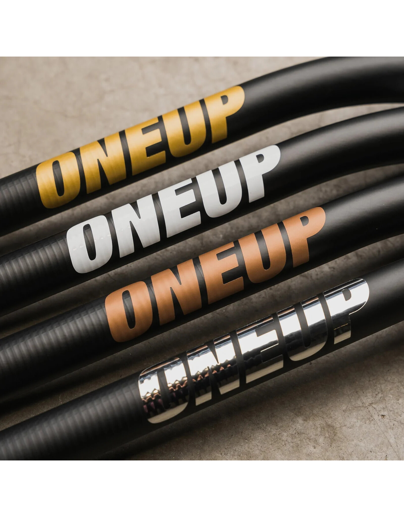 OneUp Components OneUp Components Carbon Handlebar - 35mm Rise - V1