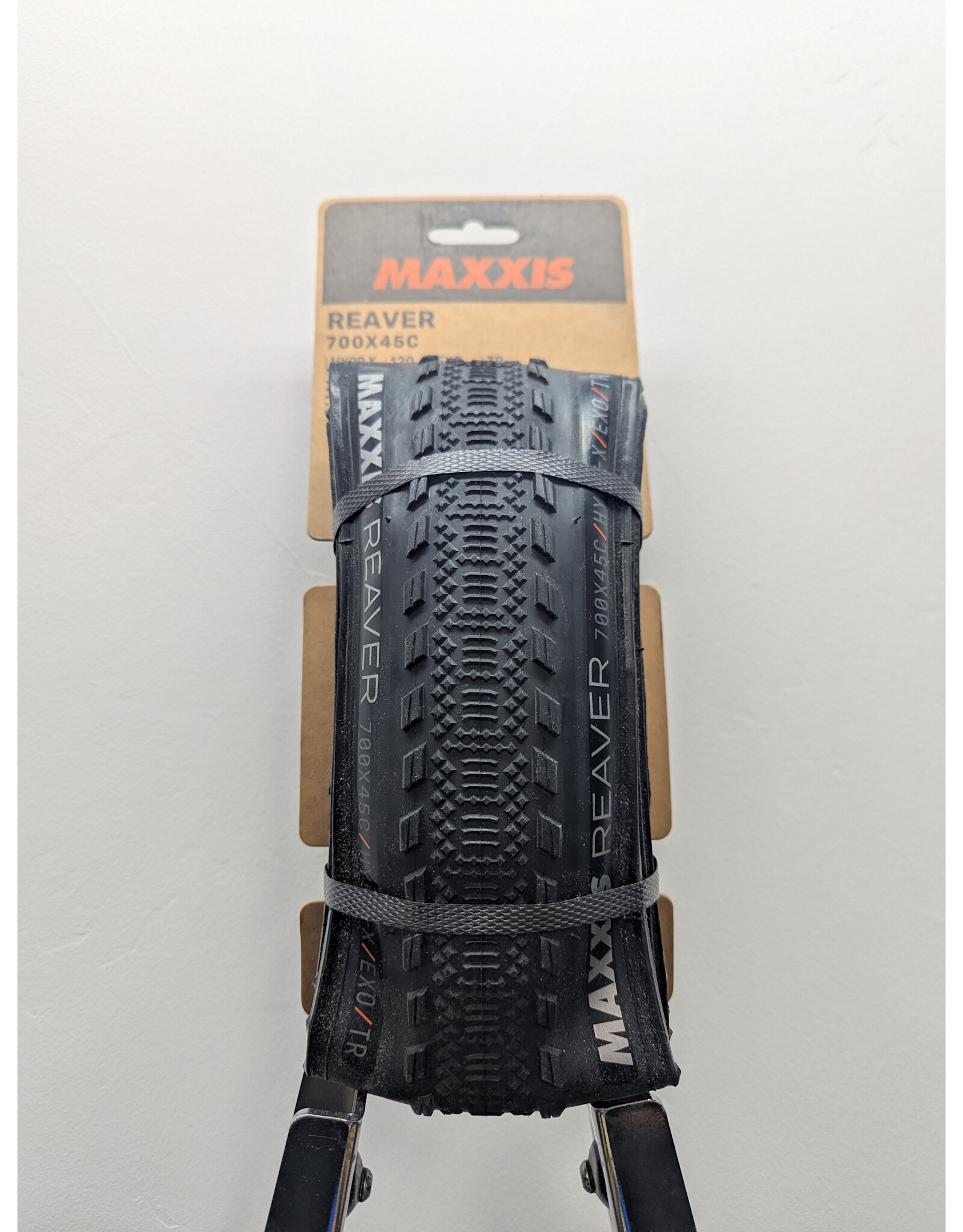 Maxxis Maxxis, Reaver, Gravel Tire, 700x45C, Folding, Tubeless Ready, HYPR-X, EXO, 120TPI, Black