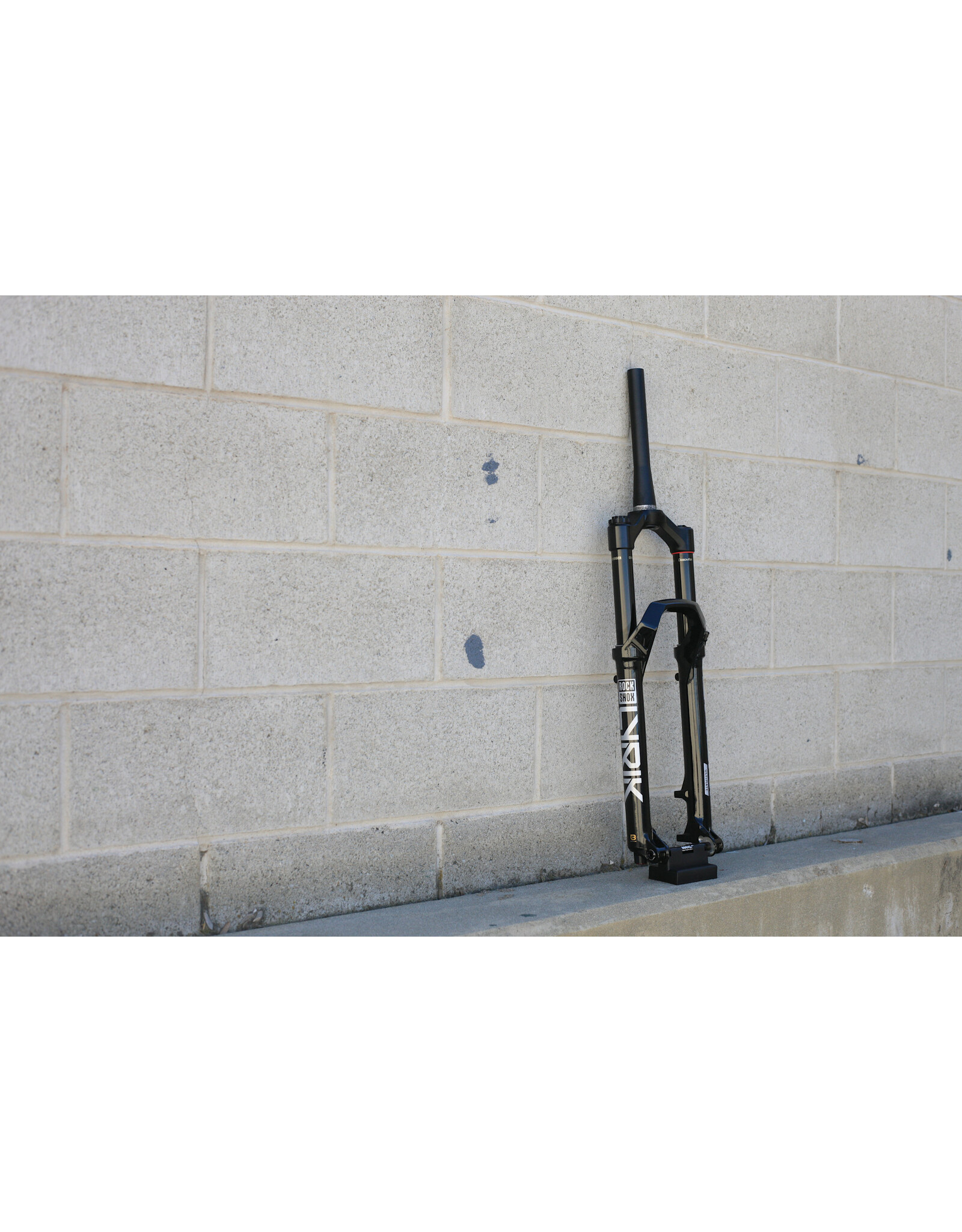 RockShox RockShox Lyrik Ultimate Charger 3.1 RC2 Suspension Fork - 29", 15 x 110 mm, 44 mm Offset, D2 , Gloss Black, 150mm