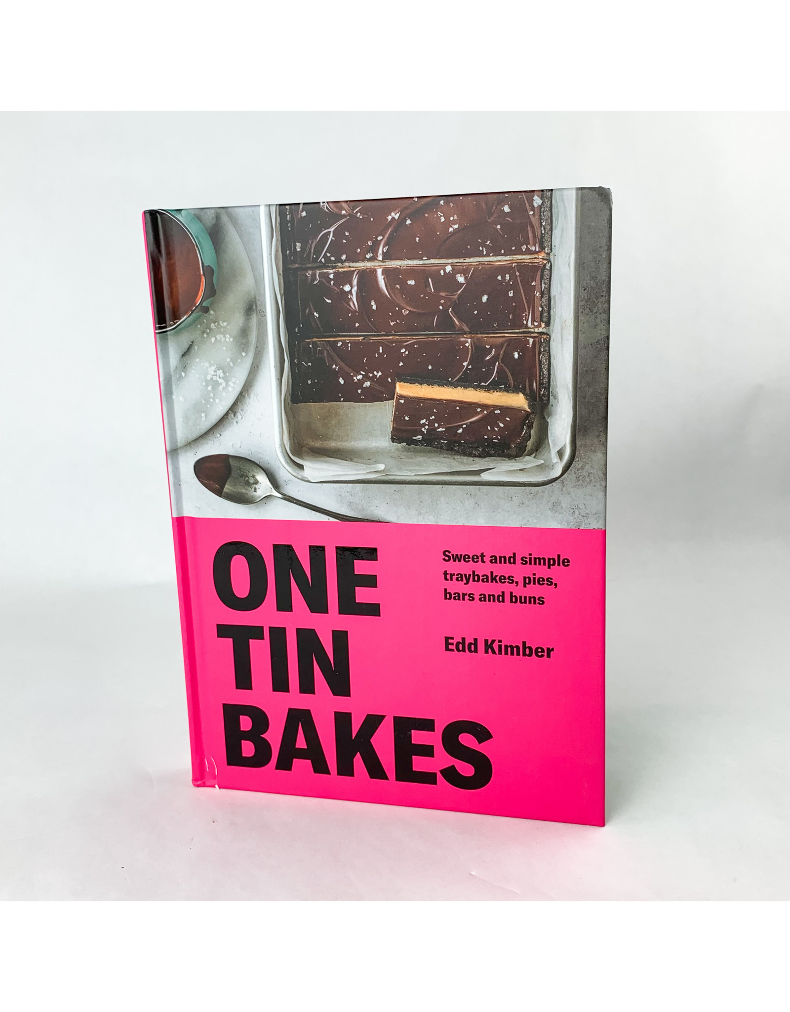 Hachette One Tin Bakes