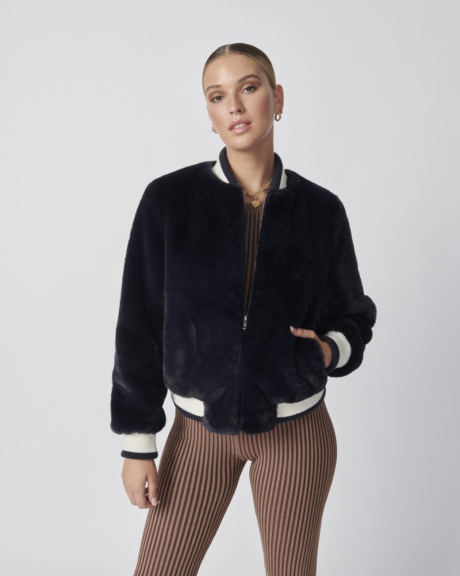 ENA PELLY ESSENTIAL FAUX FUR BOMBER JACKET Clever Ain't Wise