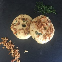 MISS MARIE Bagel with fried onions and parsley (2) 210g