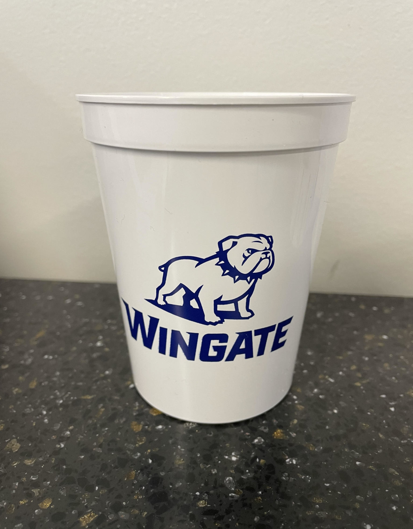 https://cdn.shoplightspeed.com/shops/632828/files/37661253/1600x2048x1/12oz-white-bleacher-stadium-full-dog-over-wingate.jpg