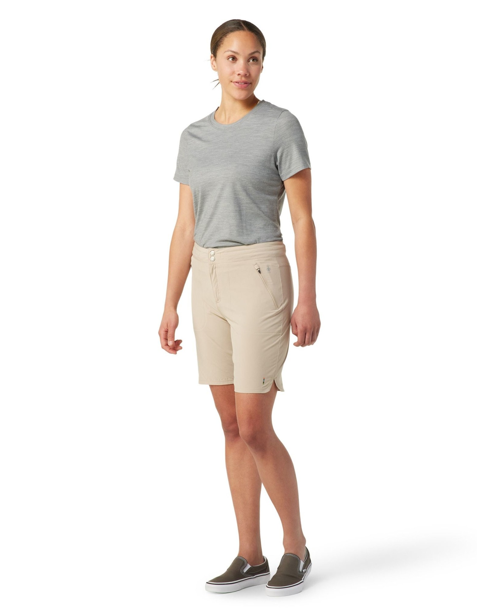W Active 8" Short