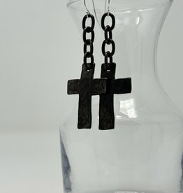 DW Gunmetal Hammered Cross Earring