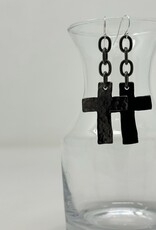 DW Gunmetal Hammered Cross Earring