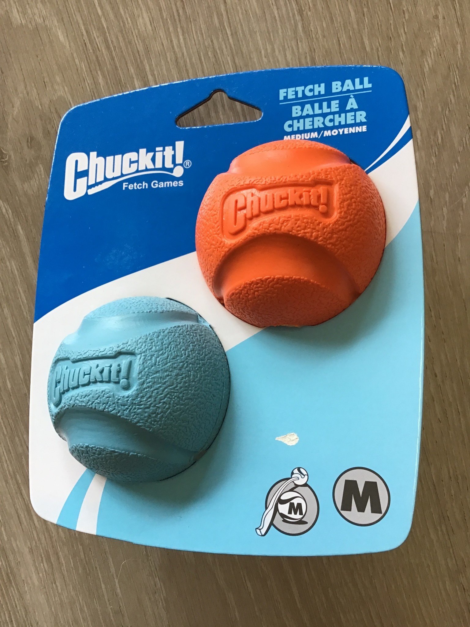 chuck it fetch ball