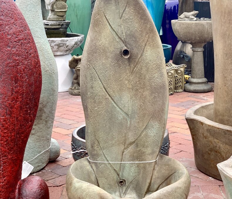 Tall Leaf Fountain RF