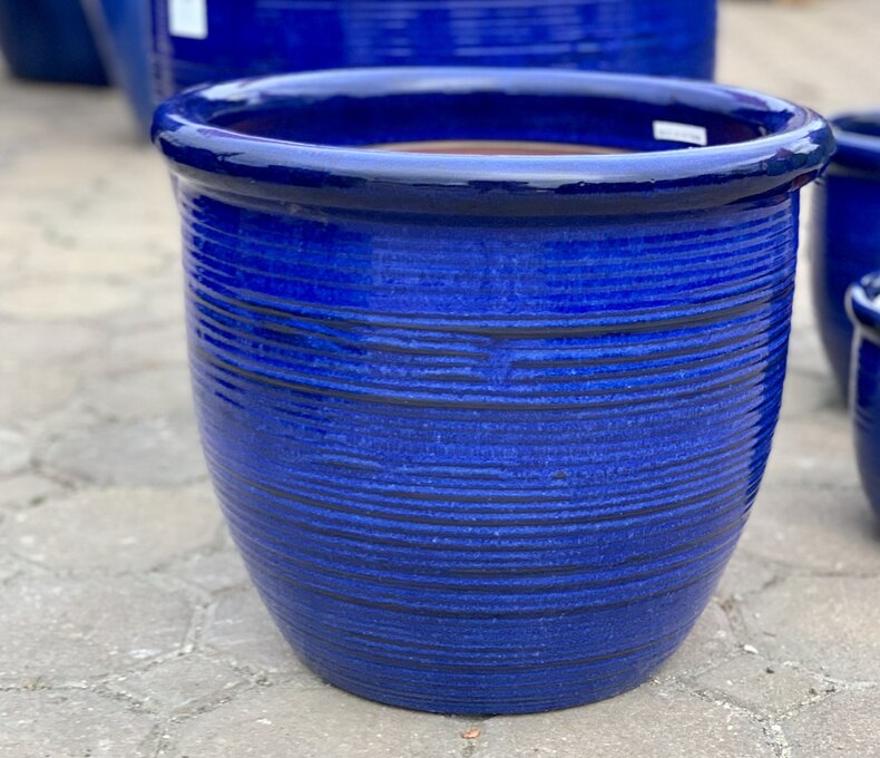 PREMIUM LOW LINED PLANTER MD