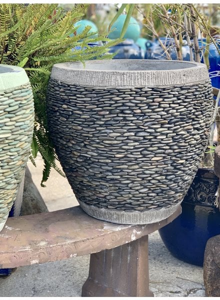 Sarasota Decor Pebble Planter Medium N