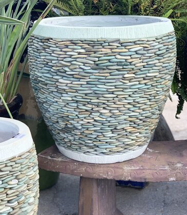 NAPLES PEBBLE PLANTER MEDIUM JADE