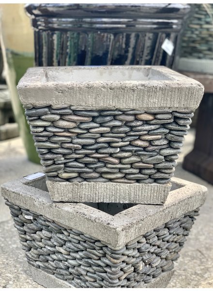 Pebble Low Square Small Natural Stone