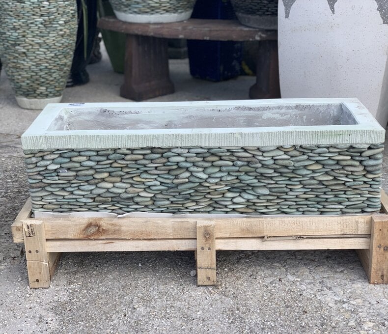 Low Pebble Window Box J