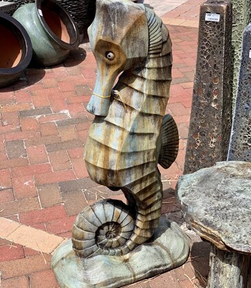 LG SEAHORSE STATUE