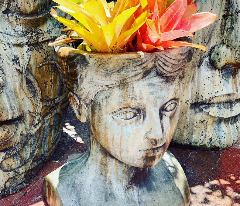Planter Bust Mother Nature WS