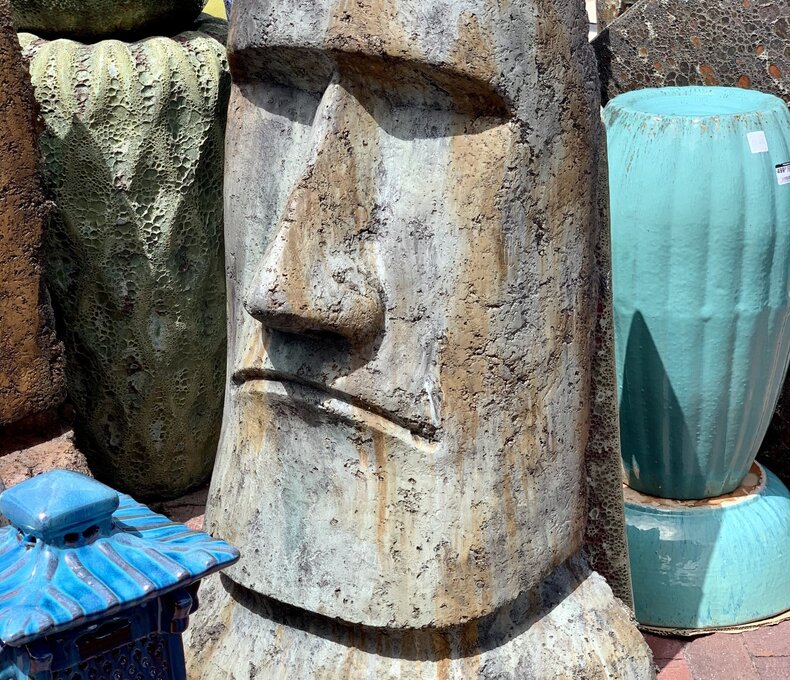 GIANT RAPA NUI