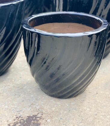 Premium Swirl Egg Medium GB
