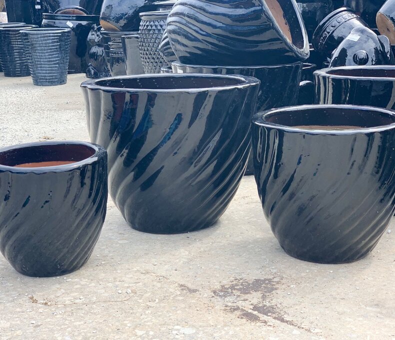 Premium Swirl Egg Medium GB