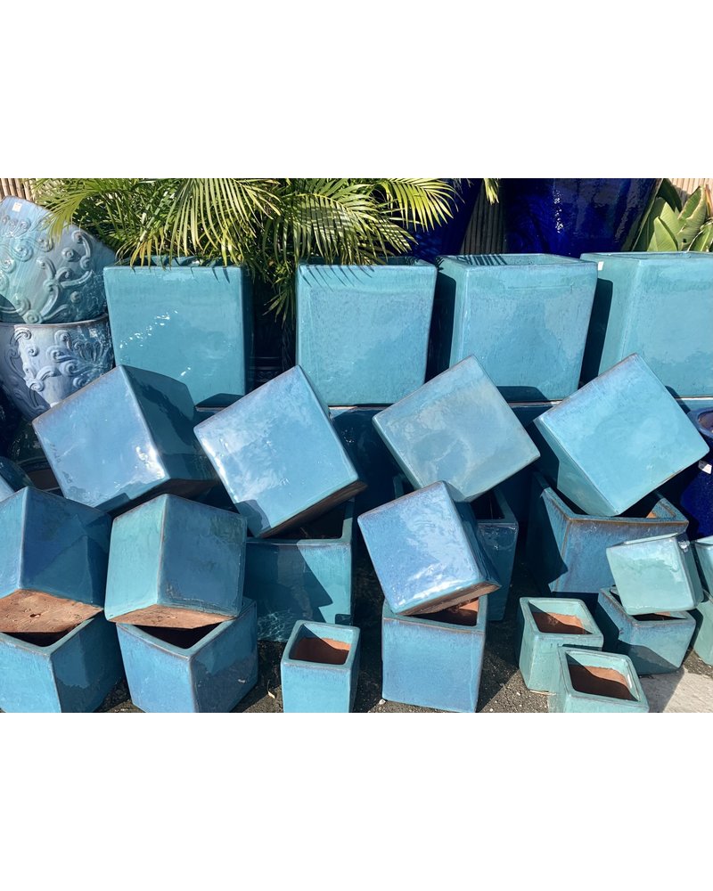 Premium Istanbul Cube Large U