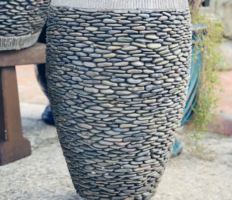 Tall Tapered Round Pebble Planter Medium N